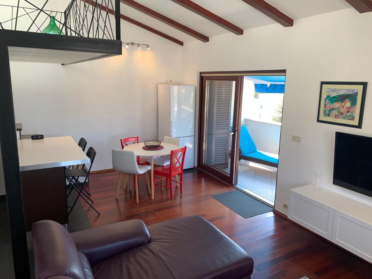Seaside Apartments Petar Krk Town Exterior foto